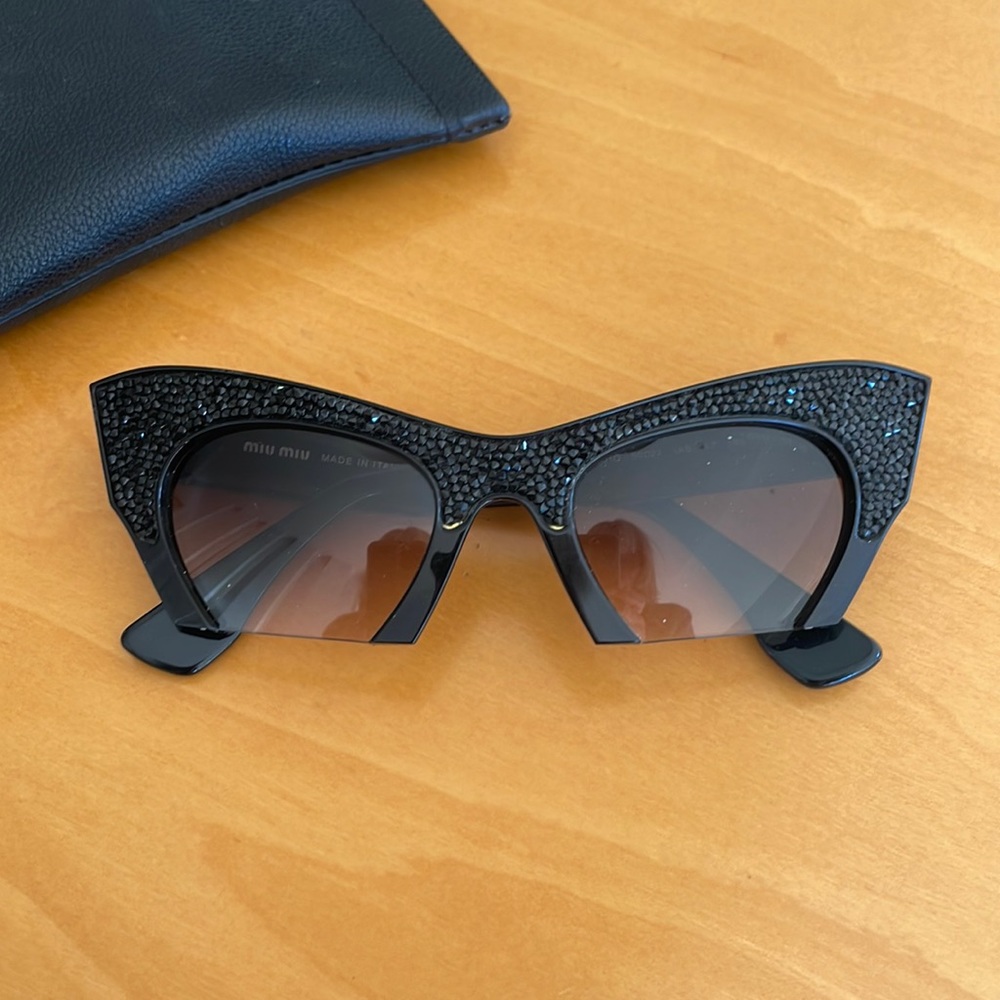 Miu Miu Cat Eye sunglasses